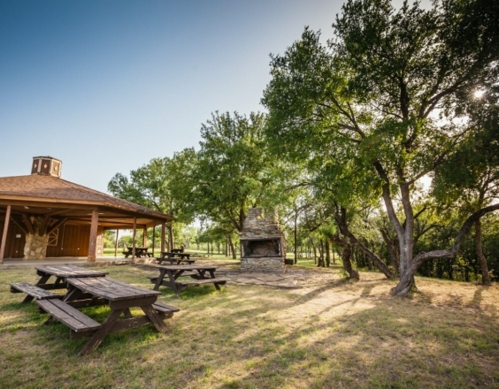 Bay Landing RV Campground Apartments in Bridgeport, TX