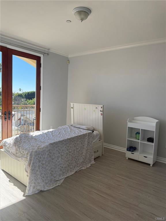 Building Photo - 333 N Hill Ave