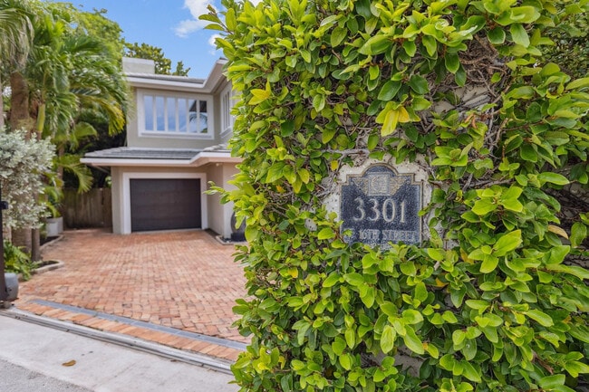 Foto del edificio - 3301 NE 16th St