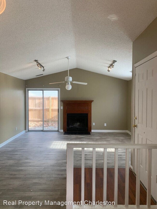 Building Photo - 3 br, 2 bath House - 9520 One Notch Road
