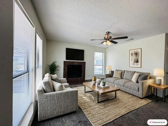 Foto del edificio - 8109 Foxfire Ln
