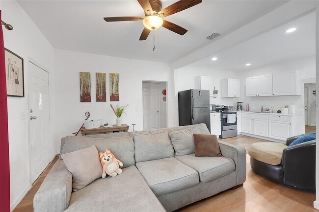 Foto del edificio - 1313 4th St NE
