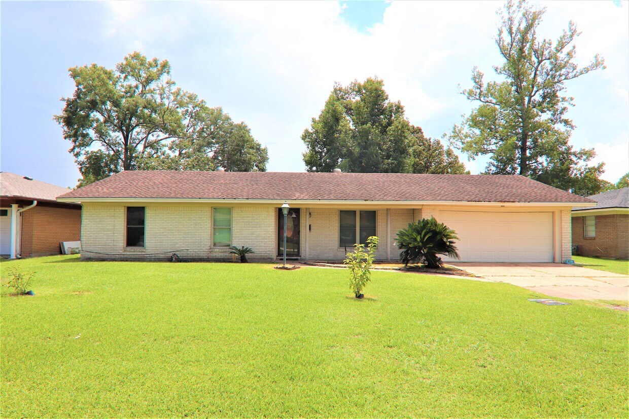 490 Jackson Dr, Vidor, TX 77662 House Rental in Vidor, TX
