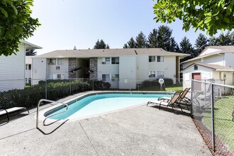 Building Photo - Heron Hills