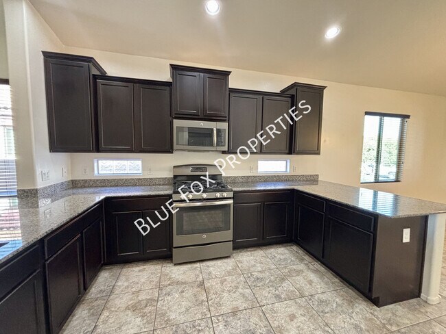 Foto del edificio - 9906 N Niobrara Way