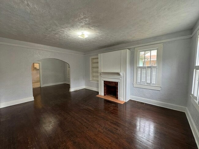 Foto del edificio - 435 Alta Woods Blvd