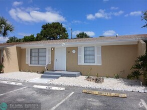 Building Photo - 4687 Martha Louise Dr