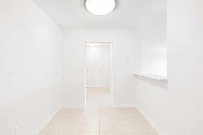 Building Photo - Spacious Rehabbed 1-Bedroom at The Vine | Private Balcony + Parking
