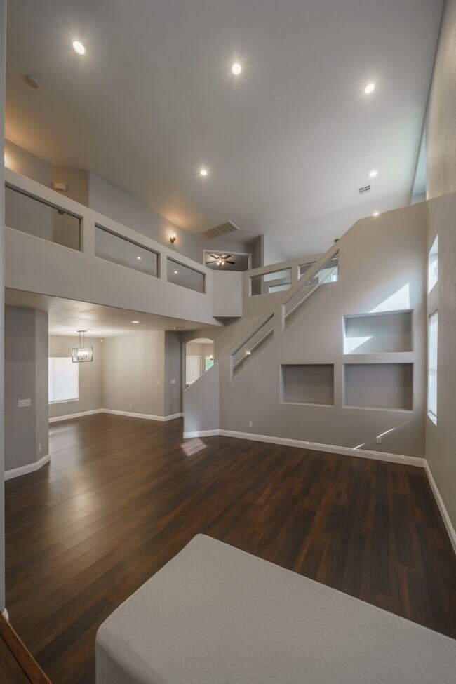 Foto del edificio - 10465 Warwick Falls Ct