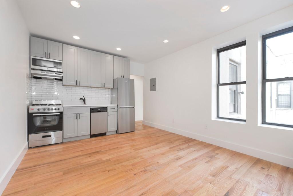 Foto principal - 1071 Cypress Ave