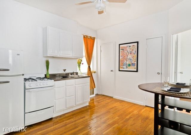 Foto del edificio - 224 W 64th St