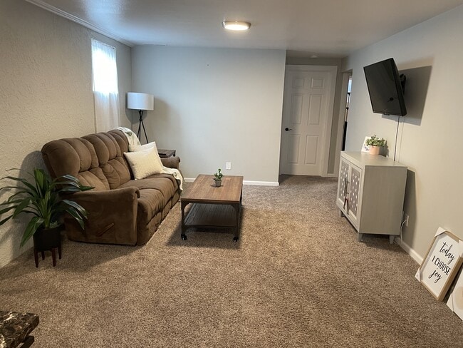 Building Photo - 2939 N Institute St