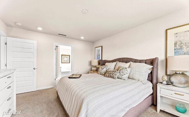 Building Photo - 4 br, 2 bath House - 3996 Millicent Ln
