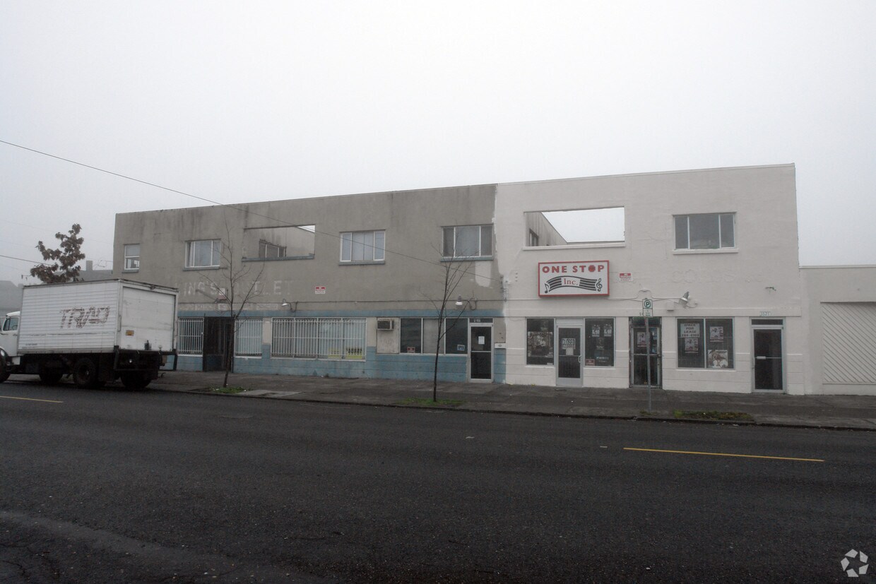 Foto del edificio - Killingsworth Plaza 2