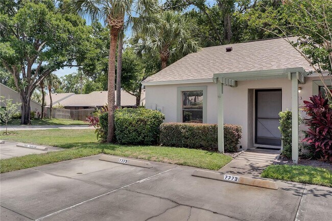 Building Photo - 7773 Country Pl