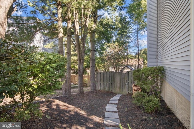 Photo - Conveniently Located Townhouse with Versatile Living Spaces