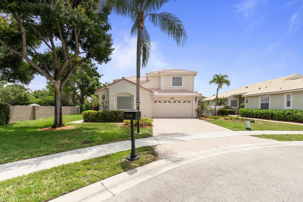 Primary Photo - 23426 Alzira Cir