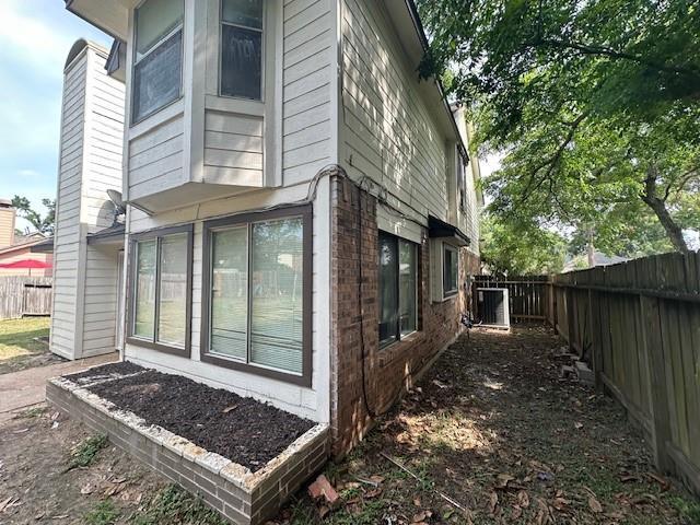 Foto del edificio - 15818 Oak Mountain Dr