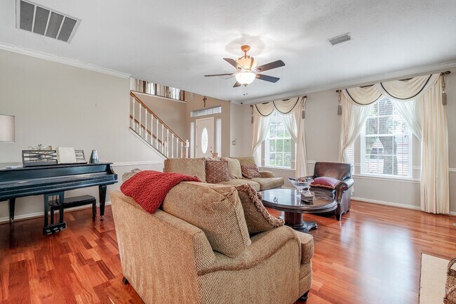 Foto del edificio - 9706 Broadley Dr