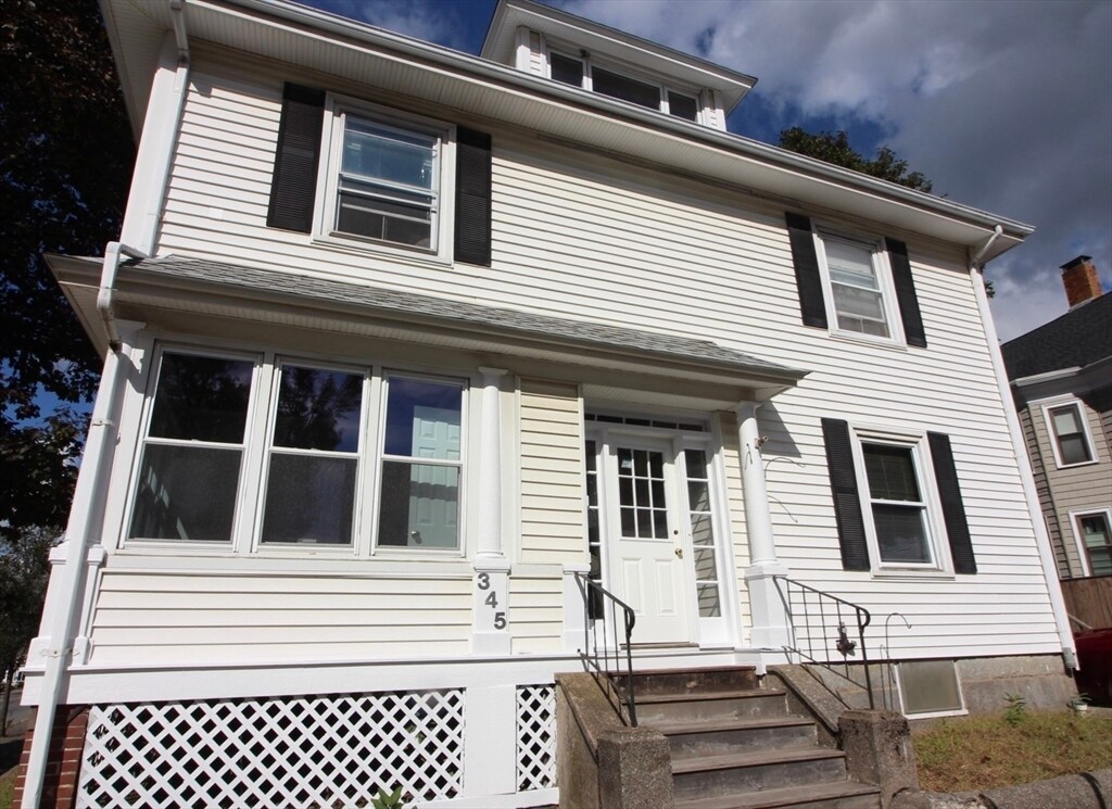 Foto principal - 345 Cabot St