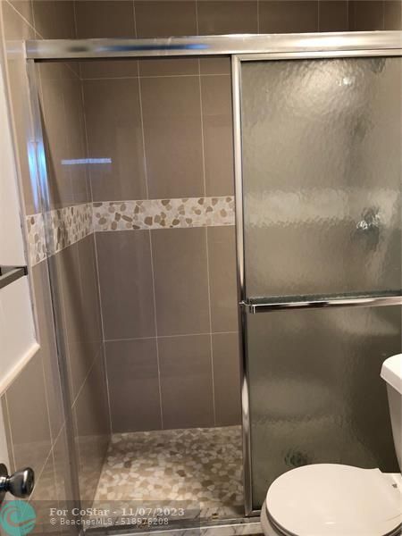 Foto principal - 9915 Sandalfoot Blvd
