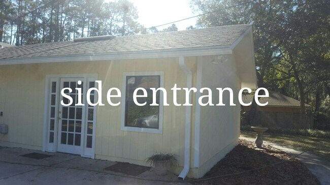 Foto del edificio - 1640 Lemonwood Rd