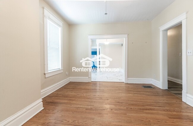 Foto del edificio - 3226 Campbell St