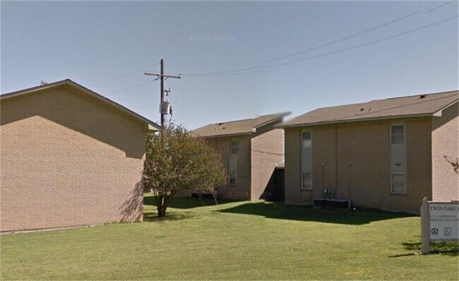 Building Photo - 500 N Anderson St