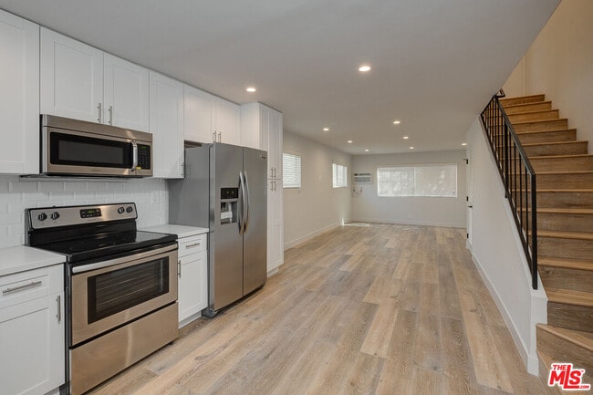 Foto del edificio - 4320 Finley Ave