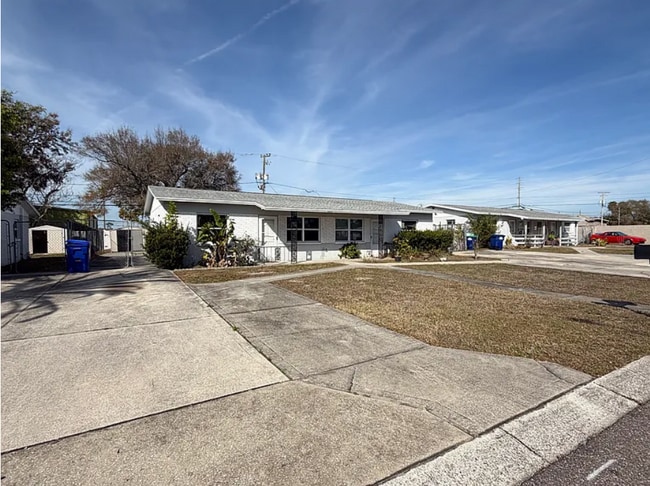 Building Photo - 2268 Palmwood Dr