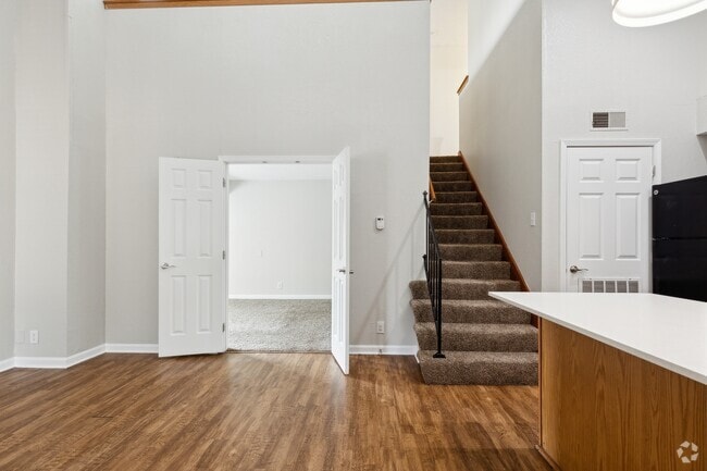 Building Photo - Woodcrest
