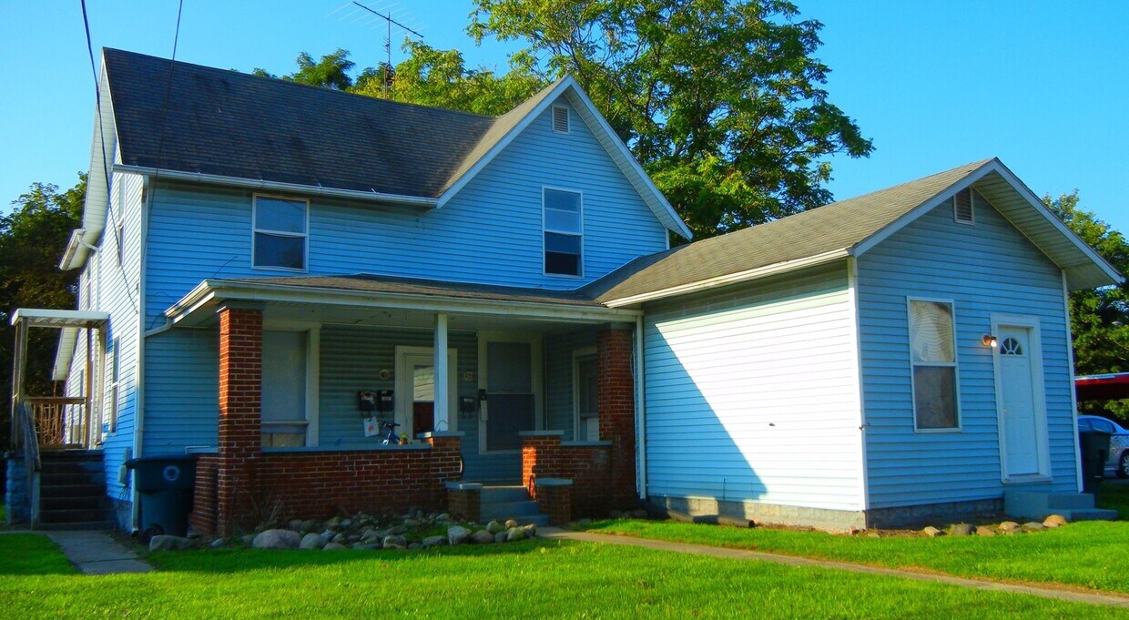 Foto principal - Live next to historic Burkies