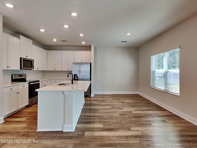 Foto del edificio - 895 Morgans Treasure Rd