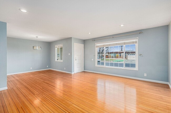 Building Photo - 19133 Times Ave