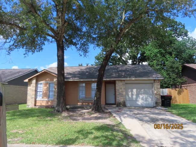 Building Photo - 12307 Currin Forest Dr