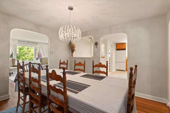 Building Photo - 12 Headland Way