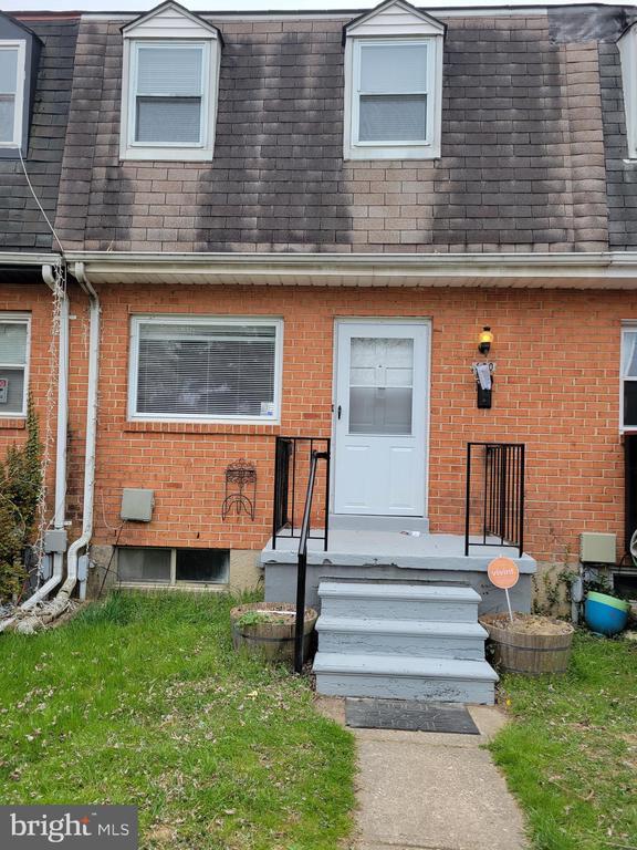 Building Photo - 630 Kingston Rd