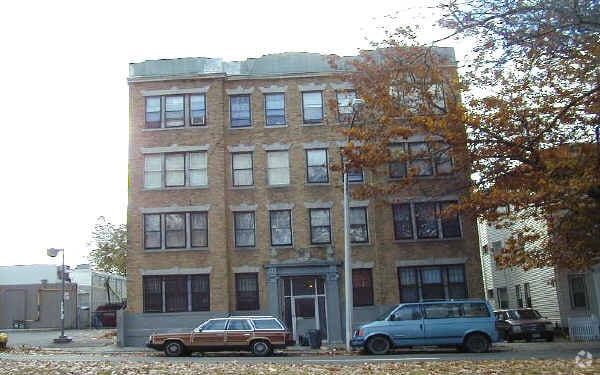 Primary Photo - 12 American Legion Hwy