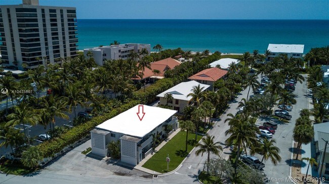 Building Photo - 380 Celestial Way