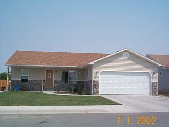 Primary Photo - 2721 Country Club Way