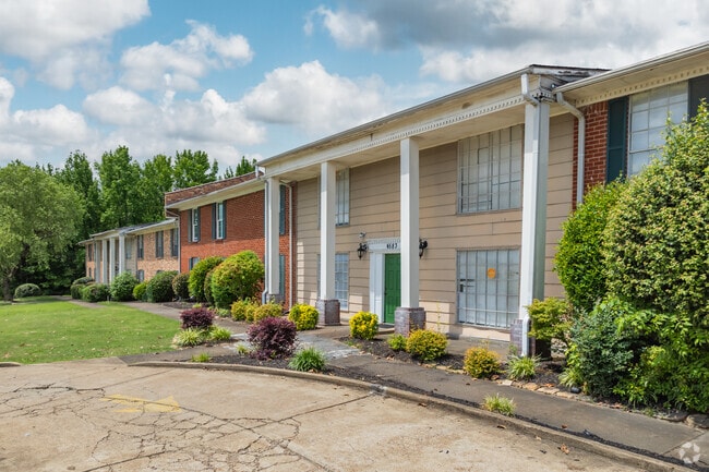 Building Photo - Oakwood Meadows Estates