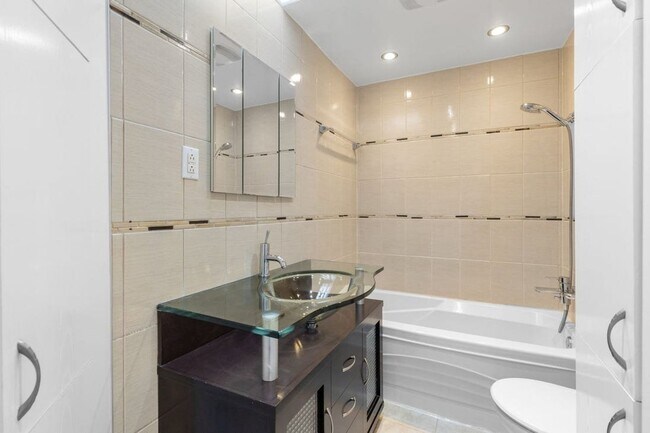 Foto del edificio - 4301 Farm to Market Rd 720