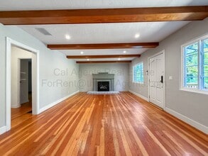 Building Photo - 7352 Saroni Dr