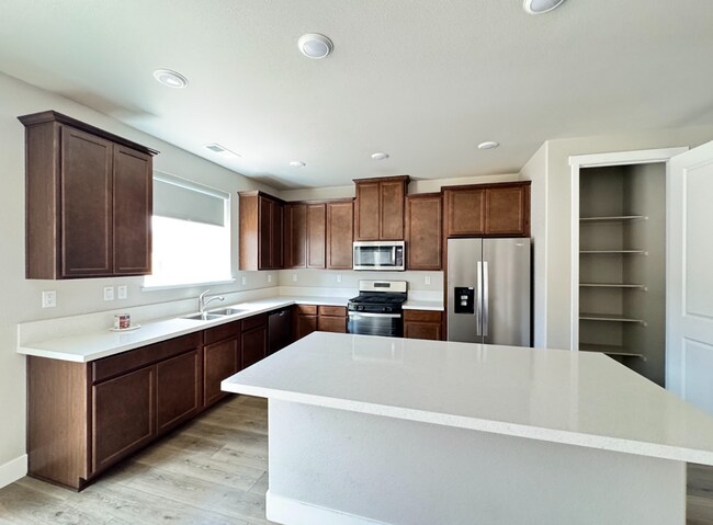 Building Photo - 4 Bedroom | 3 Baths | Single Story | 2290sf | 2 car garage and fenced yard