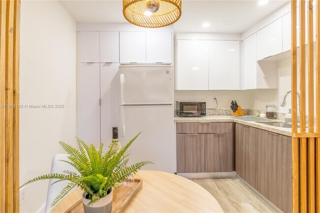 Foto del edificio - 1836 NW 16th Terrace