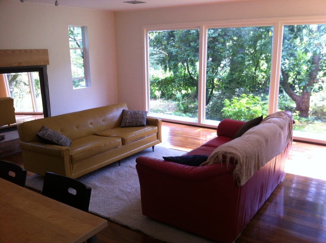 Living Room - 7835 SW West Slope Dr