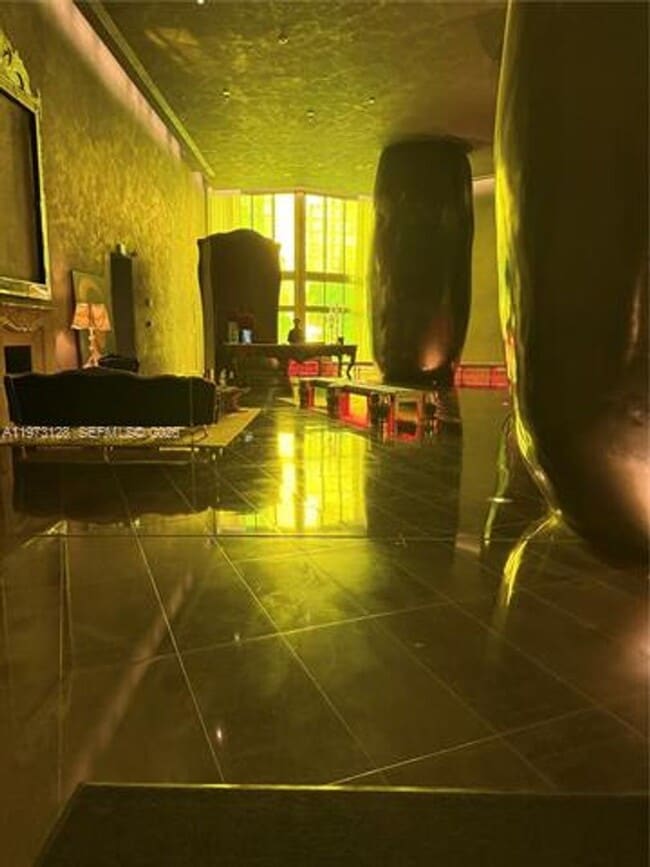 Photo - 465 Brickell Ave Apartment