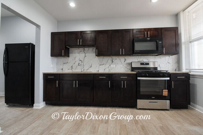 Foto del edificio - 5409 S Indiana Ave