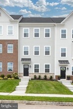 Building Photo - 205 Bronze St