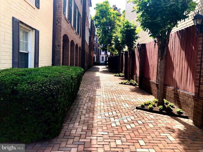 Foto del edificio - 900 24th St NW